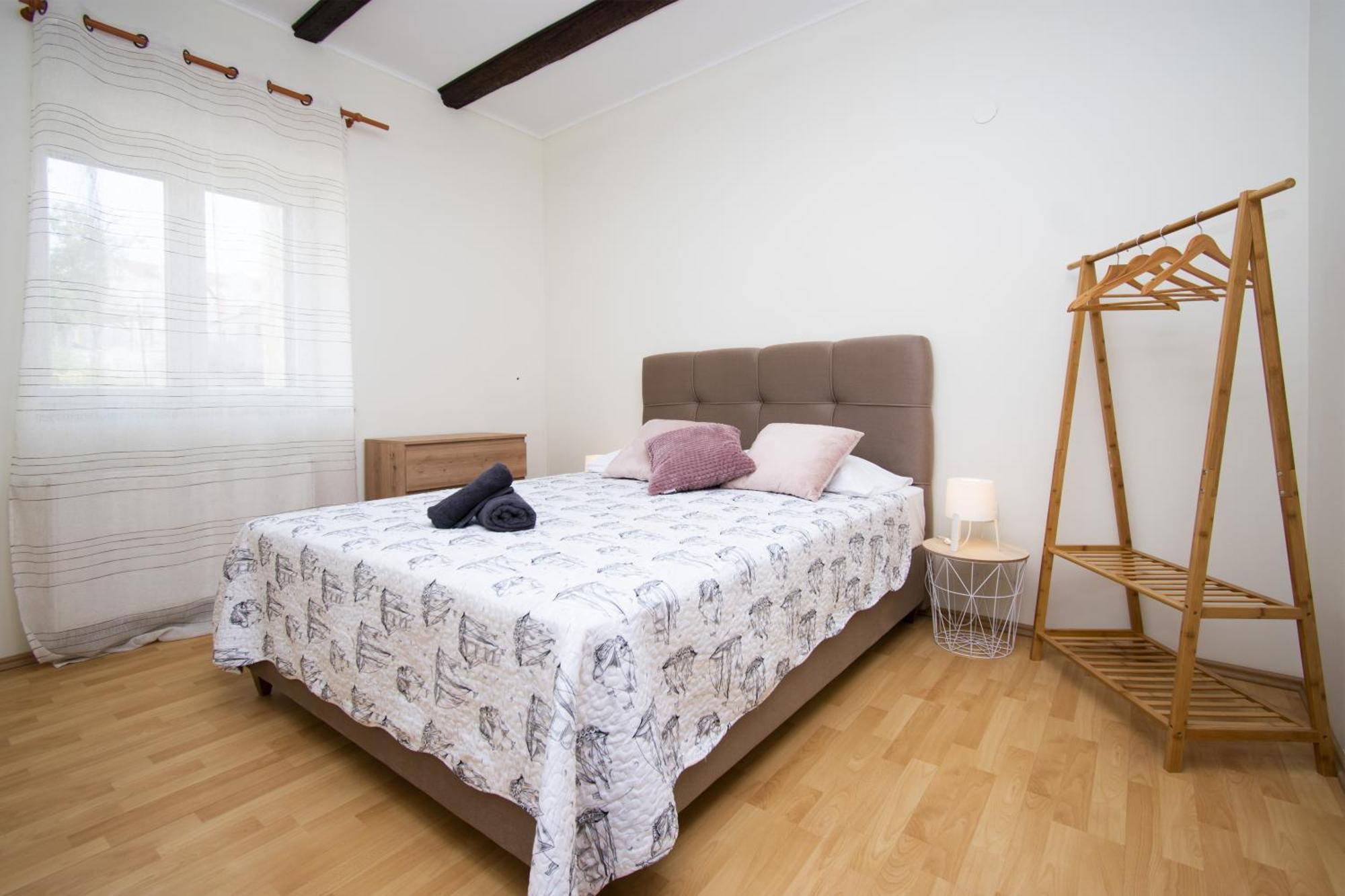 Apartments Alisa Brodarica  Pokoj fotografie