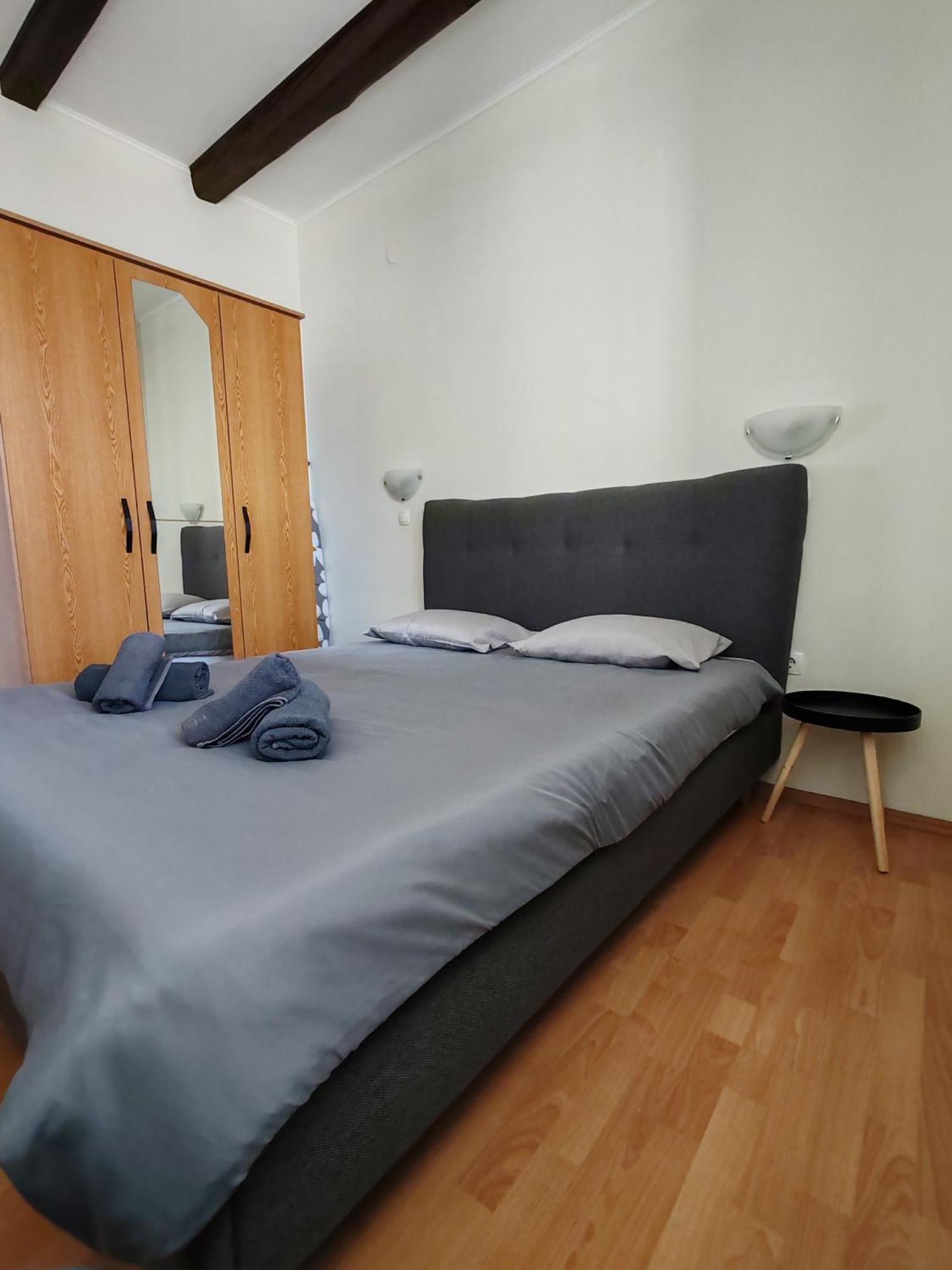 Apartments Alisa Brodarica  Pokoj fotografie